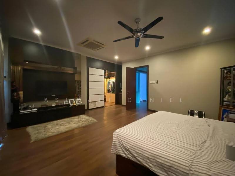 Rumah Berkembar untuk Dijual di Ampang Jaya (Ampang) - Ashraff Daniel - Master Bedroom - PropertyGuru.com.my