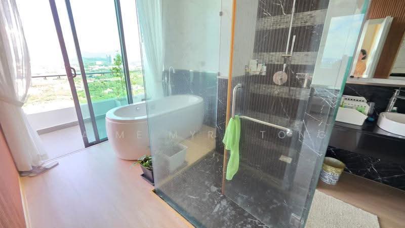 Condominium for Rent at The Peak Vista - Jaime Myra Tong - Bathroom - PropertyGuru.com.my