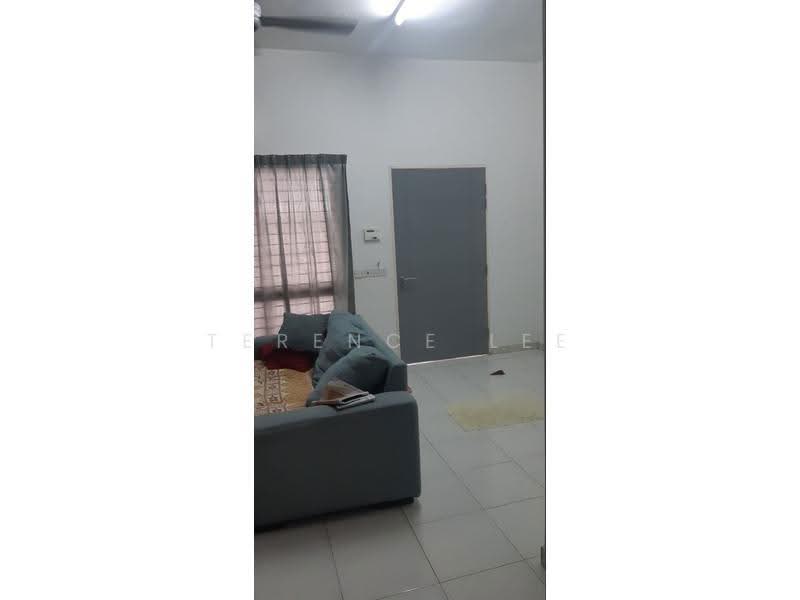2-storey Terraced House for Rent in Setia Indah (Setia Alam) - Terence Lee - Living Room - PropertyGuru.com.my