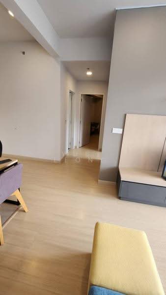 Service Residence for Rent at Windmill upon Hills - Yubi Leong - Corridor - PropertyGuru.com.my
