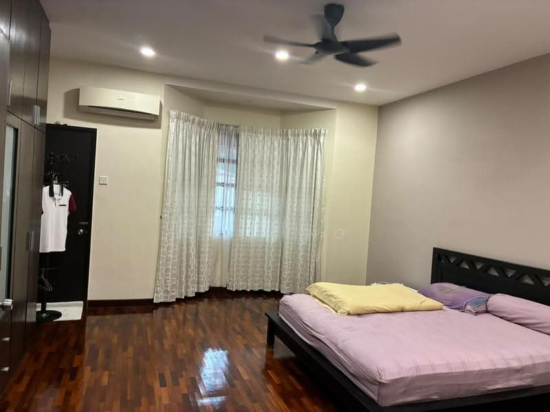 Terraced House for Sale in KL City Centre (Kuala Lumpur) - Joey Ng - Spacious Bedroom - PropertyGuru.com.my