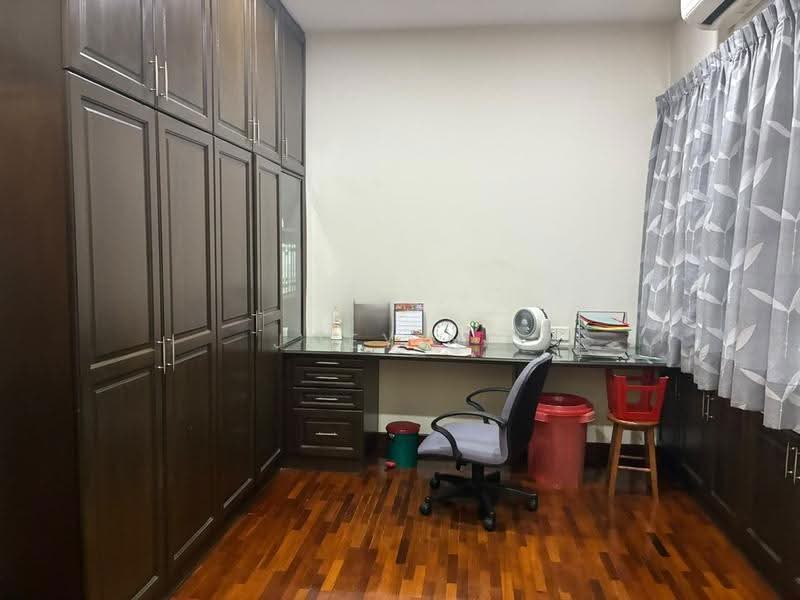 Terraced House for Sale in KL City Centre (Kuala Lumpur) - Joey Ng - Study - PropertyGuru.com.my
