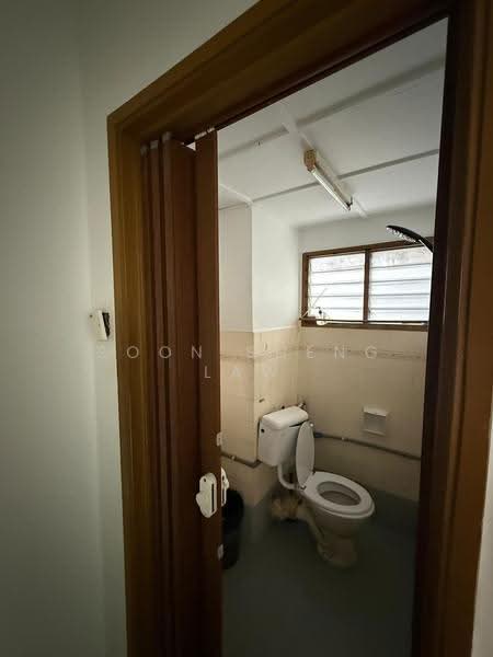 Pangsapuri untuk Disewa di Abadi Indah - Soon Sheng Law - Bathroom - PropertyGuru.com.my