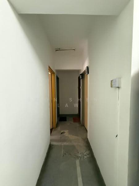 Pangsapuri untuk Disewa di Abadi Indah - Soon Sheng Law - Corridor - PropertyGuru.com.my