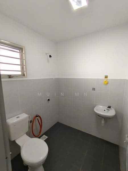 2-storey Terraced House for Sale in Kuala Selangor (Selangor) - Muin Mn - Bathroom - PropertyGuru.com.my