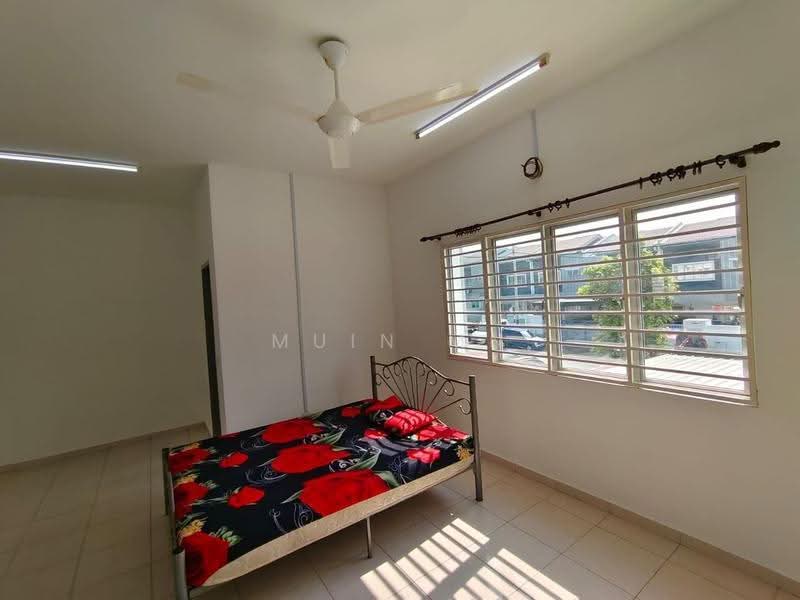 2-storey Terraced House for Sale in Kuala Selangor (Selangor) - Muin Mn - Bedroom - PropertyGuru.com.my