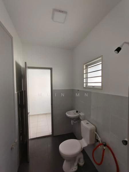 2-storey Terraced House for Sale in Kuala Selangor (Selangor) - Muin Mn - Bathroom - PropertyGuru.com.my