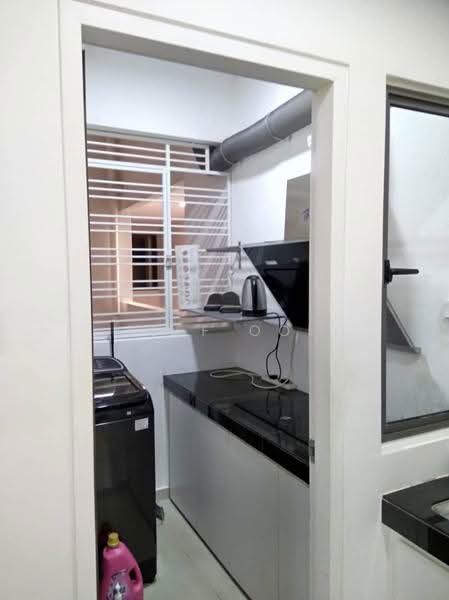 Service Residence for Rent at Seasons Garden Residences - Jeff Ooi - Kitchen - PropertyGuru.com.my