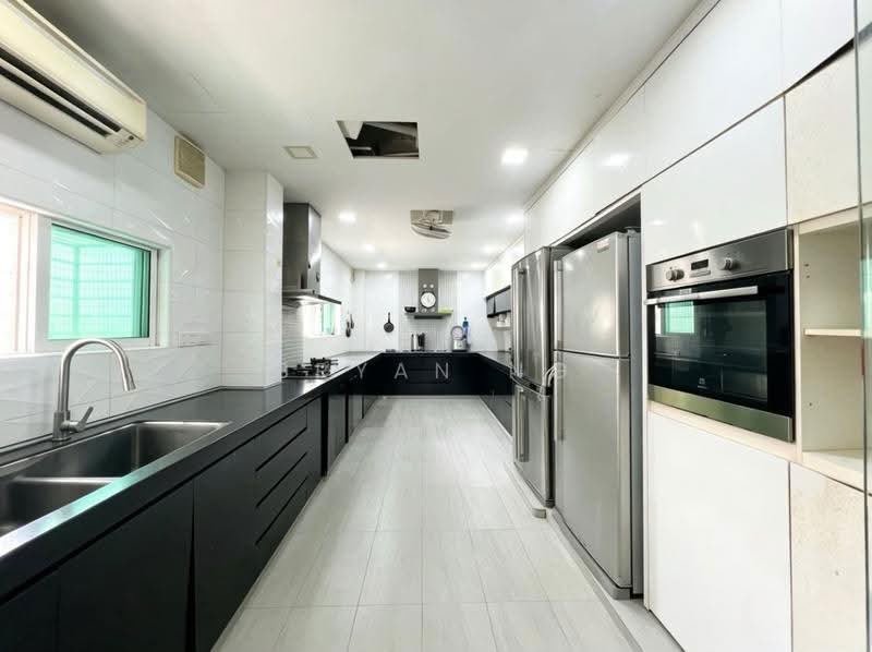 2.5-storey Terraced House for Sale in Pandan Indah (Ampang) - Bryan Ng - Kitchen - PropertyGuru.com.my