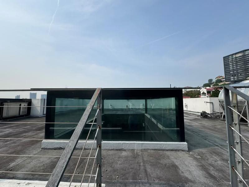 Bungalow House for Sale in Bangsar (Kuala Lumpur) - Sue Tey - Roof - PropertyGuru.com.my