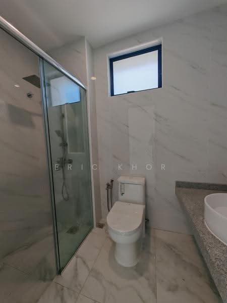 Rumah Berkembar untuk Dijual di SPPK (Ipoh) - Eric Khor - Bathroom - PropertyGuru.com.my