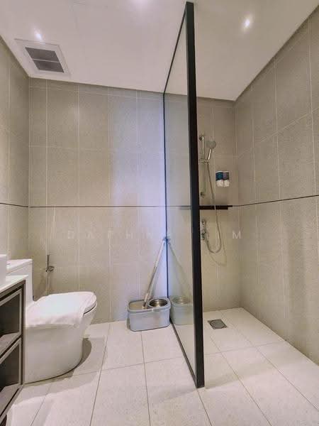 Service Residence for Sale at Millerz Square Serviced Residence - Daphne Lim - Bathroom - PropertyGuru.com.my