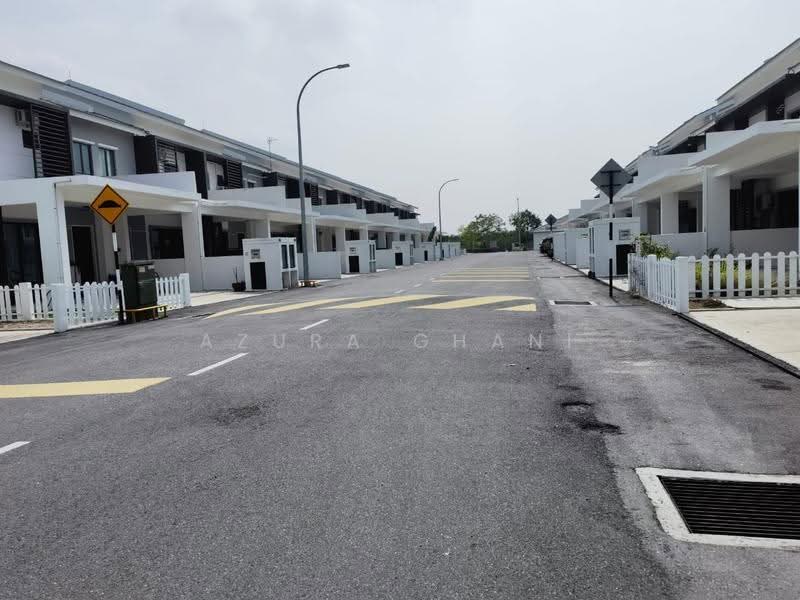 Rumah Teres 2-Tingkat untuk Dijual di Kepala Batas (Penang) - Azura Ghani - Exterior - PropertyGuru.com.my
