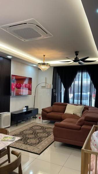 Rumah Teres 2-Tingkat untuk Dijual di Kepala Batas (Penang) - Azura Ghani - Living Room - PropertyGuru.com.my
