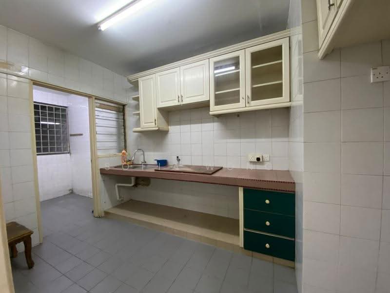 Kondominium untuk Dijual di De Tropicana - Sofia Wong - Kitchen - PropertyGuru.com.my