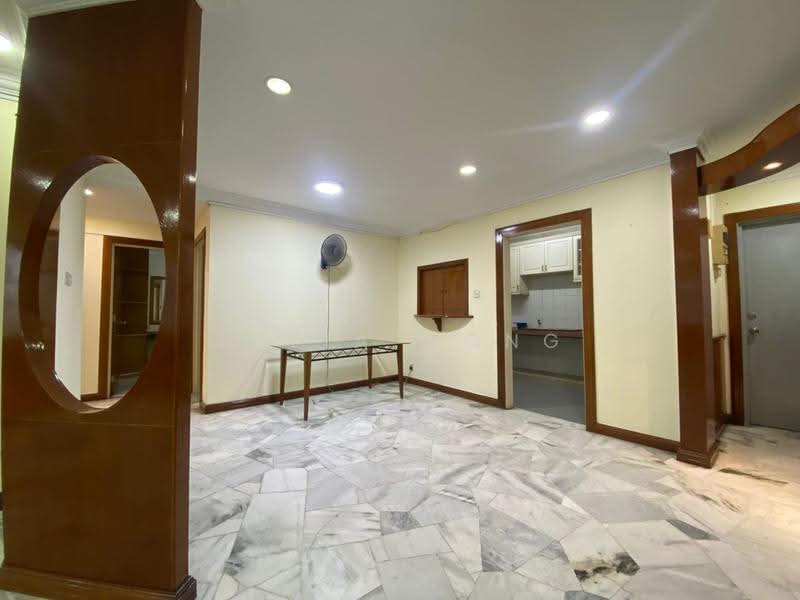 Kondominium untuk Dijual di De Tropicana - Sofia Wong - Living Room - PropertyGuru.com.my