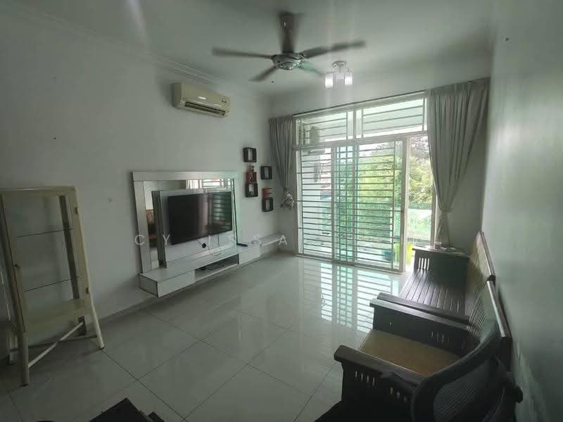 Kondominium untuk Disewa di The Oasis - Cy Issac Lee - Living Room - PropertyGuru.com.my