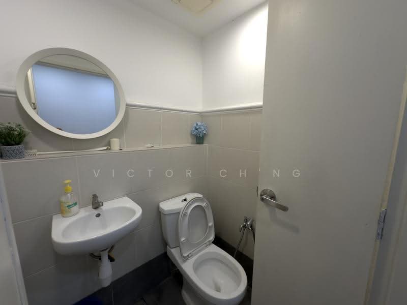 Shop for Rent in George Town (Penang) - Victor Ch'ng - Bathroom - PropertyGuru.com.my