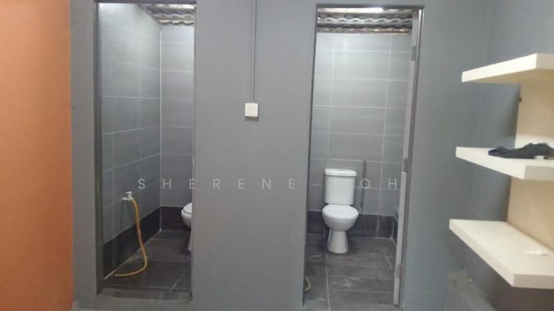 Warehouse for Rent in Kampung Baru Sungai Buloh (Sungai Buloh) - Sherene Goh - Bathroom - PropertyGuru.com.my