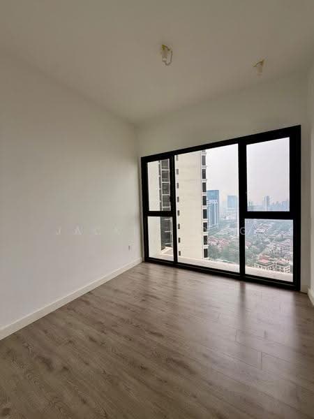 Kediaman Servis untuk Dijual di Jendela Residences - Jackie Fong - Bedroom - PropertyGuru.com.my