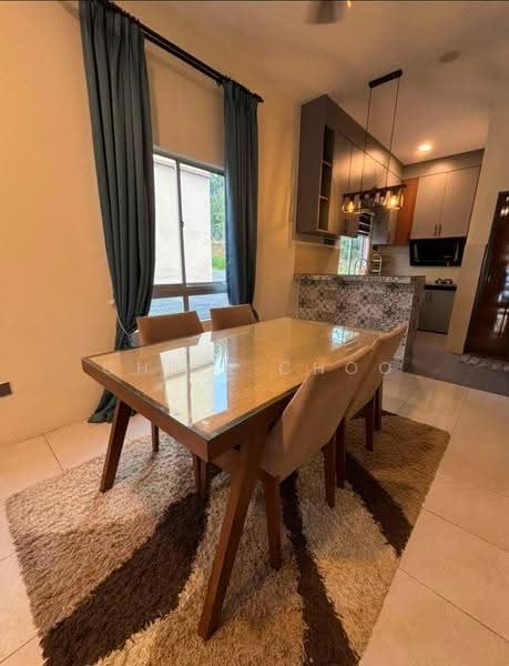 Rumah Bandar untuk Disewa di Sepang (Selangor) - Chris Choo - Dining Room - PropertyGuru.com.my