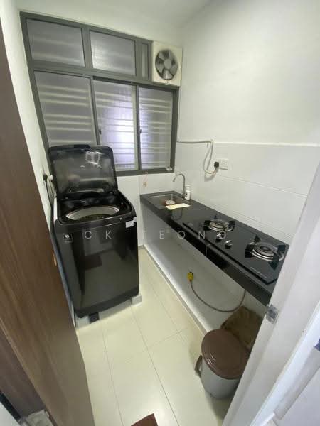 Kondominium untuk Disewa di Seasons Garden Residences - CK Teong - Kitchen - PropertyGuru.com.my