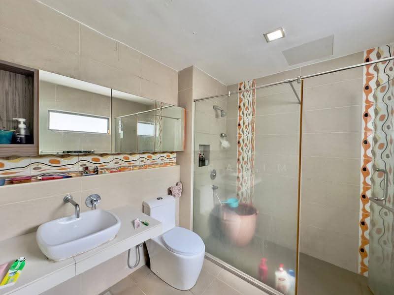 2-storey Terraced House for Sale in Taman Permata (Ulu Kelang) - Azli Ibrahim - Bathroom - PropertyGuru.com.my