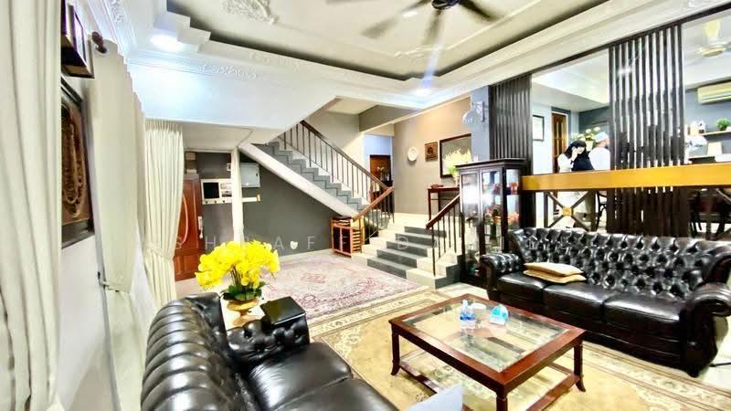 Bungalow House for Sale in Taman Mulia (Cheras) - Ashraff Daniel - Living Room - PropertyGuru.com.my