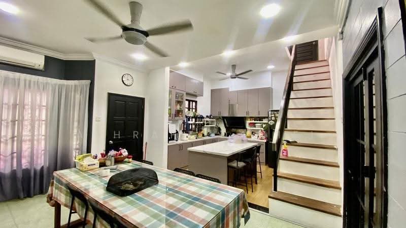 Bungalow House for Sale in Taman Mulia (Cheras) - Ashraff Daniel - Kitchen - PropertyGuru.com.my