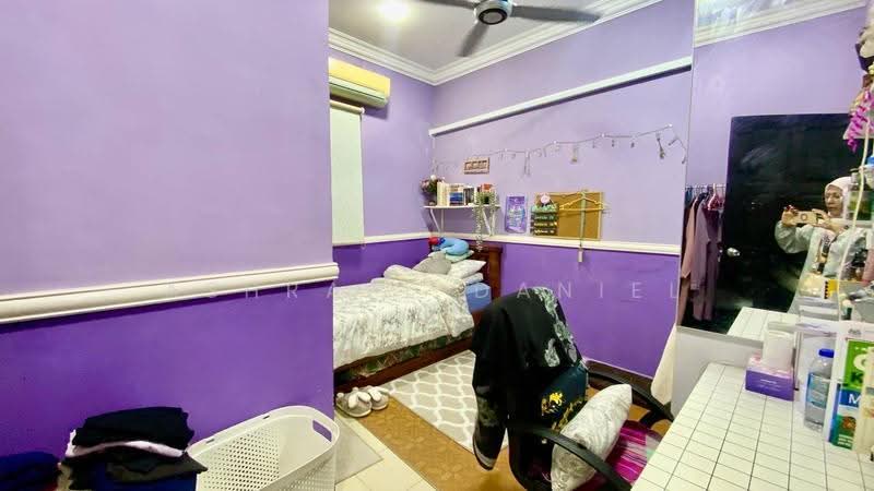 Bungalow House for Sale in Taman Mulia (Cheras) - Ashraff Daniel - Bedroom - PropertyGuru.com.my