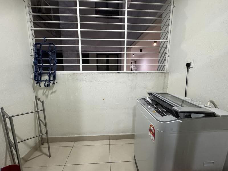 Kediaman Servis untuk Disewa di Maisson - Cheah Wei Kit - Balcony - PropertyGuru.com.my