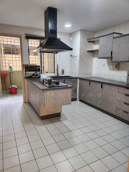 Kondominium untuk Dijual di Damansara Villa - Tiffany Soo - PropertyGuru.com.my