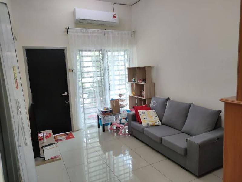 Semi-Detached House for Sale in Hijauan Valdor (Sungai Jawi) - Yvonne Loh - Living Room - PropertyGuru.com.my