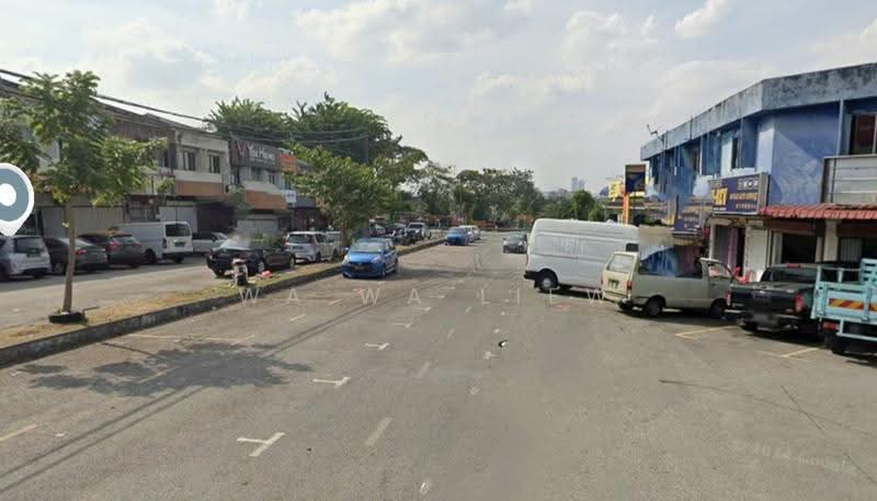 Shop for Sale in Taman Bukit Kuchai (Bandar Kinrara) - Wa Wa Liew - Exterior - PropertyGuru.com.my