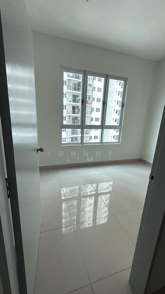 Kediaman Servis untuk Dijual di Residensi MH Platinum 2 - Johnny Lim - Interior - PropertyGuru.com.my