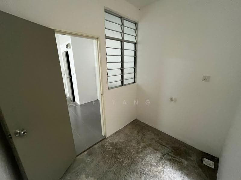 Pangsapuri untuk Dijual di Flora Damai - Le Yang - Interior - PropertyGuru.com.my