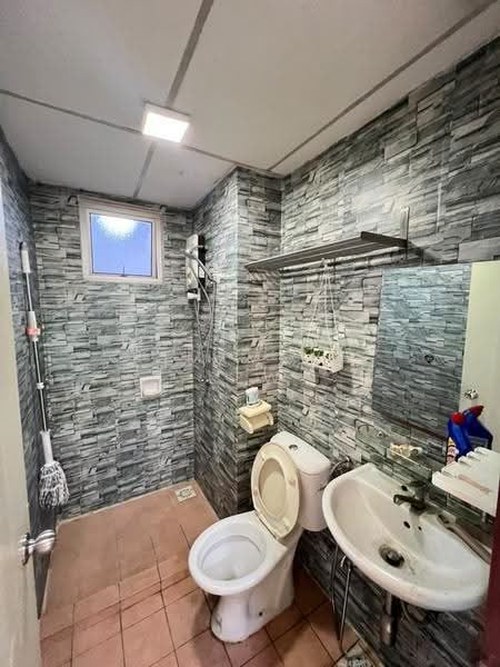 Apartment for Rent at Prima Tiara II - Kim Meng Lew - Bathroom - PropertyGuru.com.my