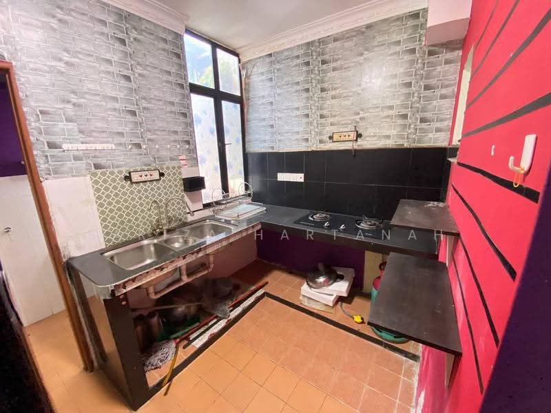 Pangsapuri untuk Dijual di Ruvena Villa - Sariza Hartanah - PropertyGuru.com.my