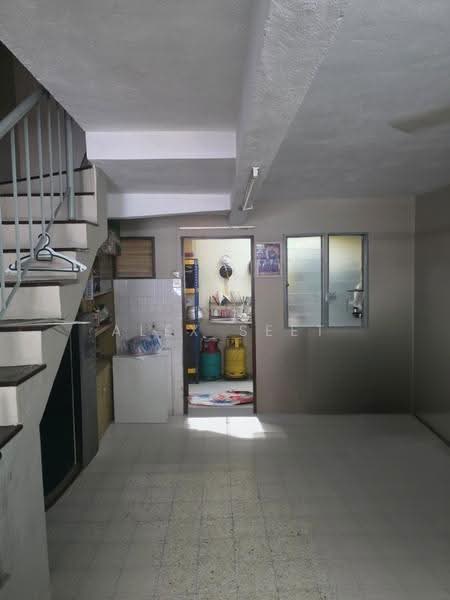 Rumah Teres 2.5-Tingkat untuk Dijual di Taman Sri Sinar (Segambut) - Alex Seet - Kitchen - PropertyGuru.com.my
