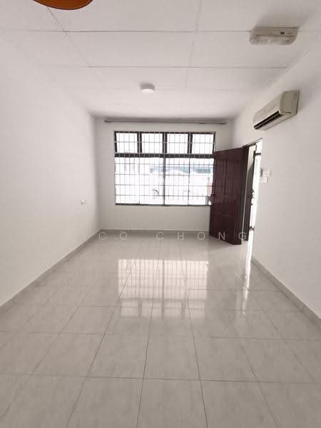 2-storey Terraced House for Sale in Taman Desa Tebrau (Tebrau) - Nico Chong - Living Room - PropertyGuru.com.my