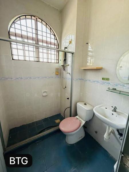 Rumah Teres 2-Tingkat untuk Dijual di Bandar Puteri Klang (Klang) - Darren Tan - Bathroom - PropertyGuru.com.my