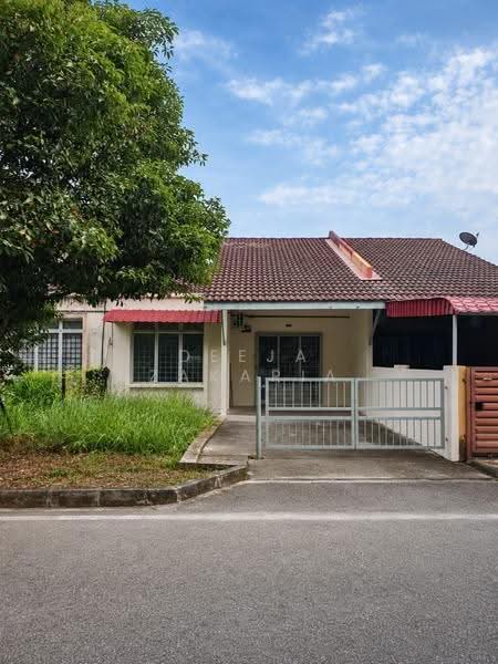 Terraced House for Sale in Garden Avenue (Seremban 2) - Deeja Zakaria - Exterior - PropertyGuru.com.my