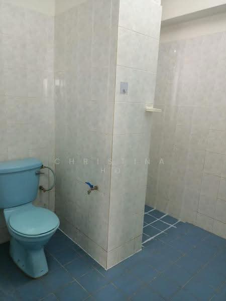 Pangsapuri untuk Dijual di Sri Camellia - Christina Ho - Bathroom - PropertyGuru.com.my