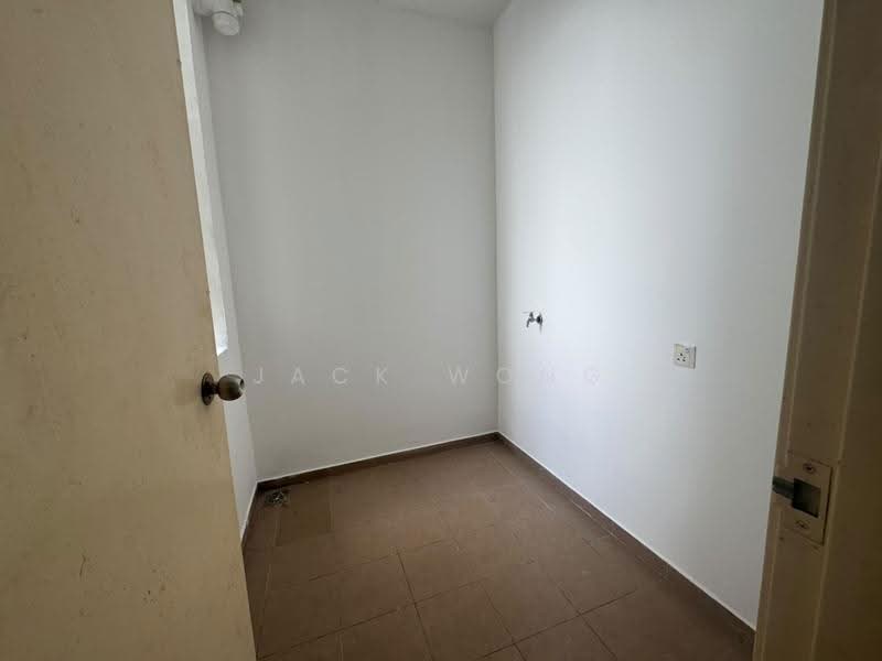 Service Residence for Sale at D'Summit Residences - Jack Wong - Interior - PropertyGuru.com.my