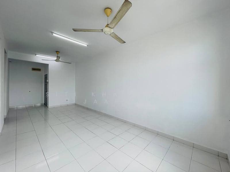 Pangsapuri untuk Dijual di Kasturi Idaman - SITI KHAIRIYAH JAAFAR - Living Room - PropertyGuru.com.my