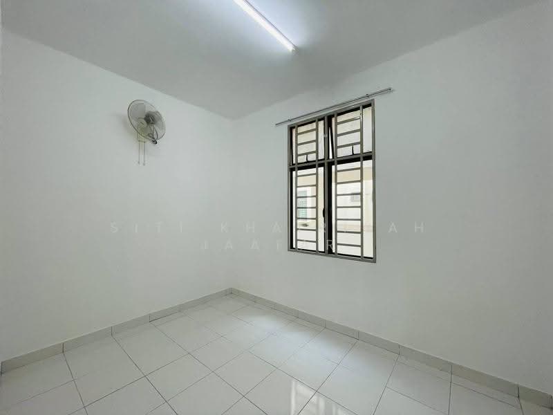 Pangsapuri untuk Dijual di Kasturi Idaman - SITI KHAIRIYAH JAAFAR - Interior - PropertyGuru.com.my