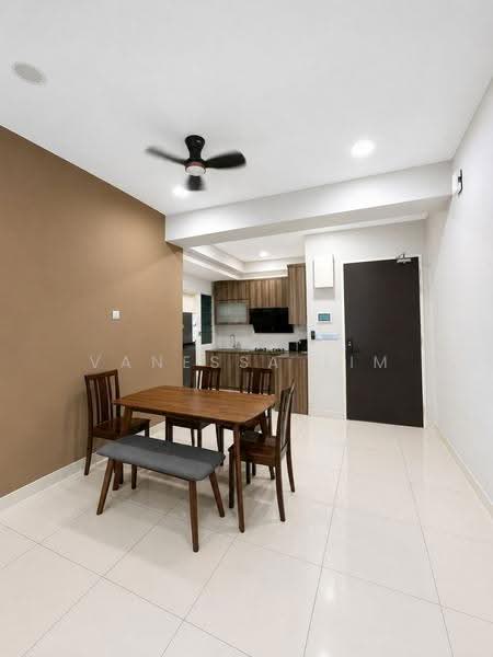Kondominium untuk Dijual di D'Suites Akasia Horizon @ Horizon Hills - Vanessa Lim - Dining Room - PropertyGuru.com.my