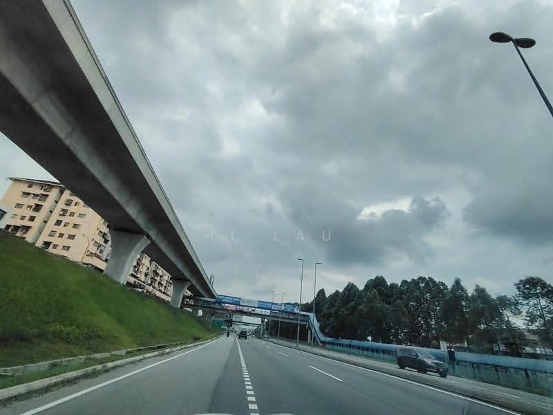Shop for Sale in Bandar Putra Permai (Seri Kembangan) - HL Lau - Exterior - PropertyGuru.com.my