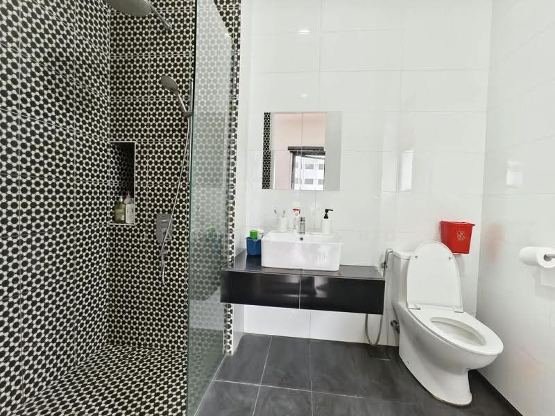 Semi-Detached House for Sale in Setia Alam (Selangor) - Janice Tang - Bathroom - PropertyGuru.com.my