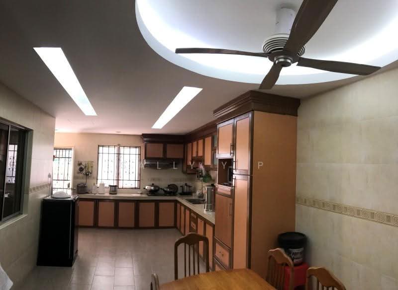 2-storey Terraced House for Rent in Taman Seri Taming (Cheras) - Sally Yap - Kitchen - PropertyGuru.com.my
